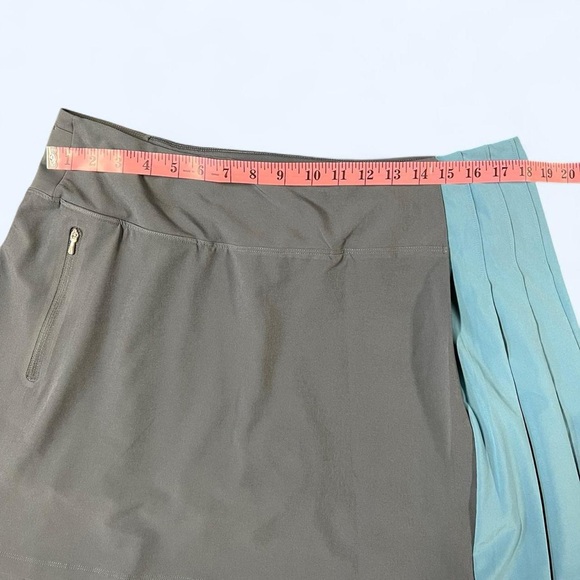Athleta Fairway Pleated Skort Grey Blue XL Tennis Golf Skirt Athleisure - Picture 4 of 8